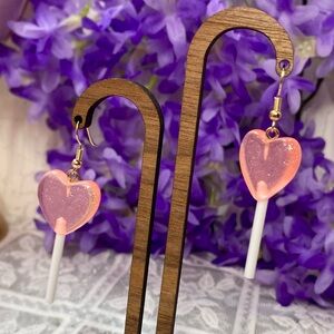 🎀🌷 Whimsical Pink Glitter Heart Lollipop Earrings 🌷🎀 NWT